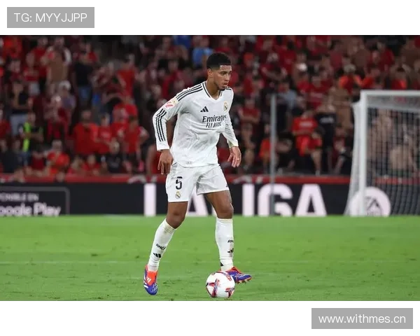 皇马后防伤病名单扩大，对争冠关键阶段的稳定性构成考验