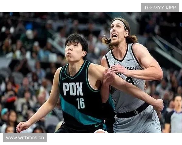 杨瀚森训练完直接去吃五人份牛排，这饭量谁顶得住